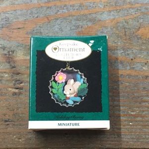 Hallmark Holiday Bunny Ornament 1994